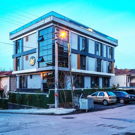 Szálloda Sist34 *